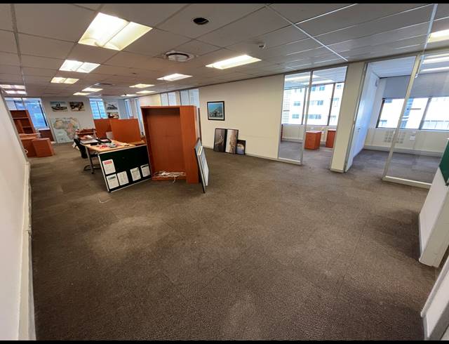 676M² OFFICE TO LET IN CAPE TOWN CITY CENTRE